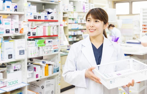 株式会社ケアーズ 栄町ケアーズ薬局のパート 薬剤師 調剤薬局求人イメージ